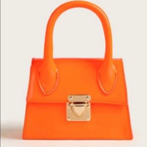 Cute hand/ shoulder bag